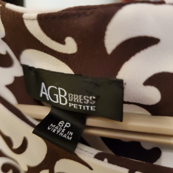 AGB Floral Dress Petite, size 6P, chocolate and white color. - Picture 3 of 5